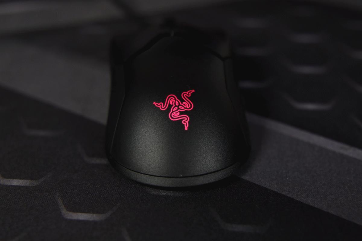 光学鼠标微动,雷蛇曼巴眼镜蛇无线版鼠标16000