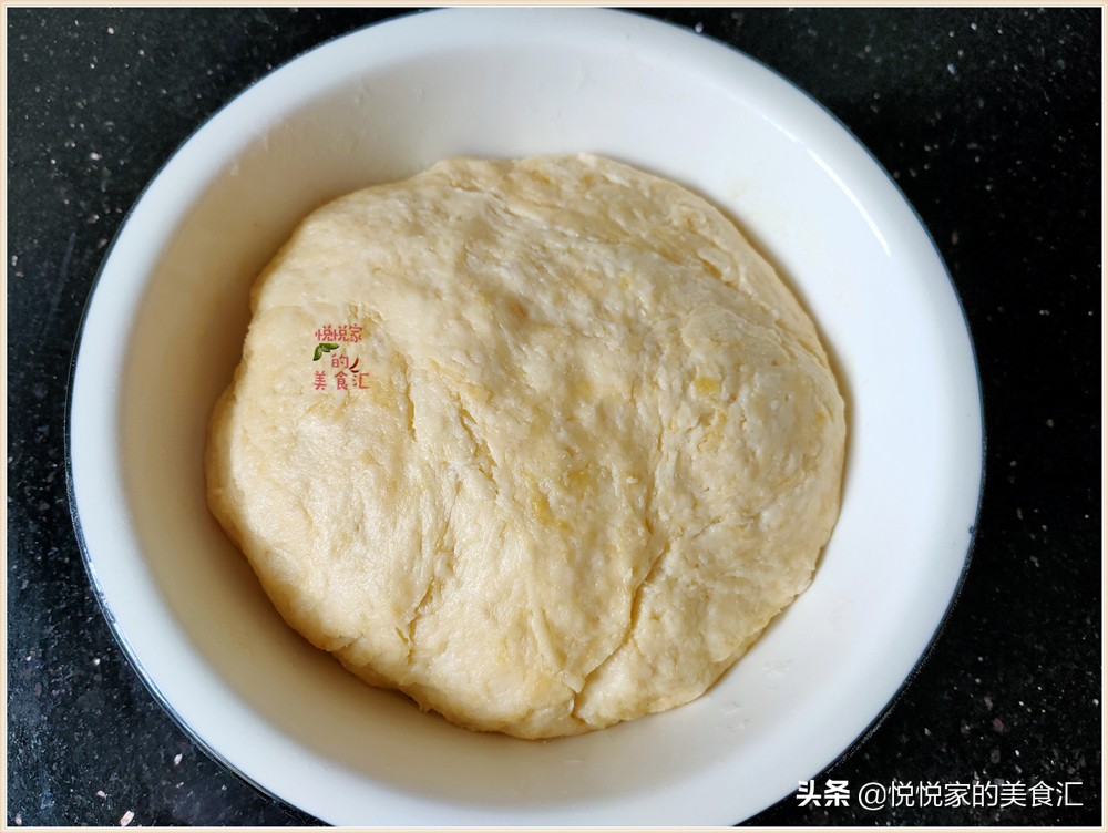 面包做出来好硬怎么回事,面包做得又干又硬