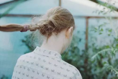 37岁离婚夫妻聊天记录曝光：我月薪1万，娶个保姆怎么了？！