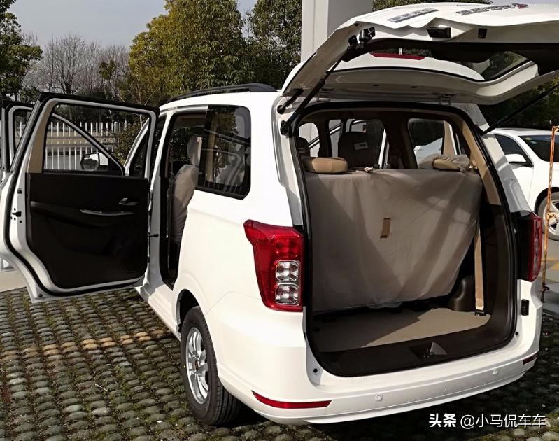 五菱宏光s现在多少钱一公里,五菱宏光1.5t1000公里油费