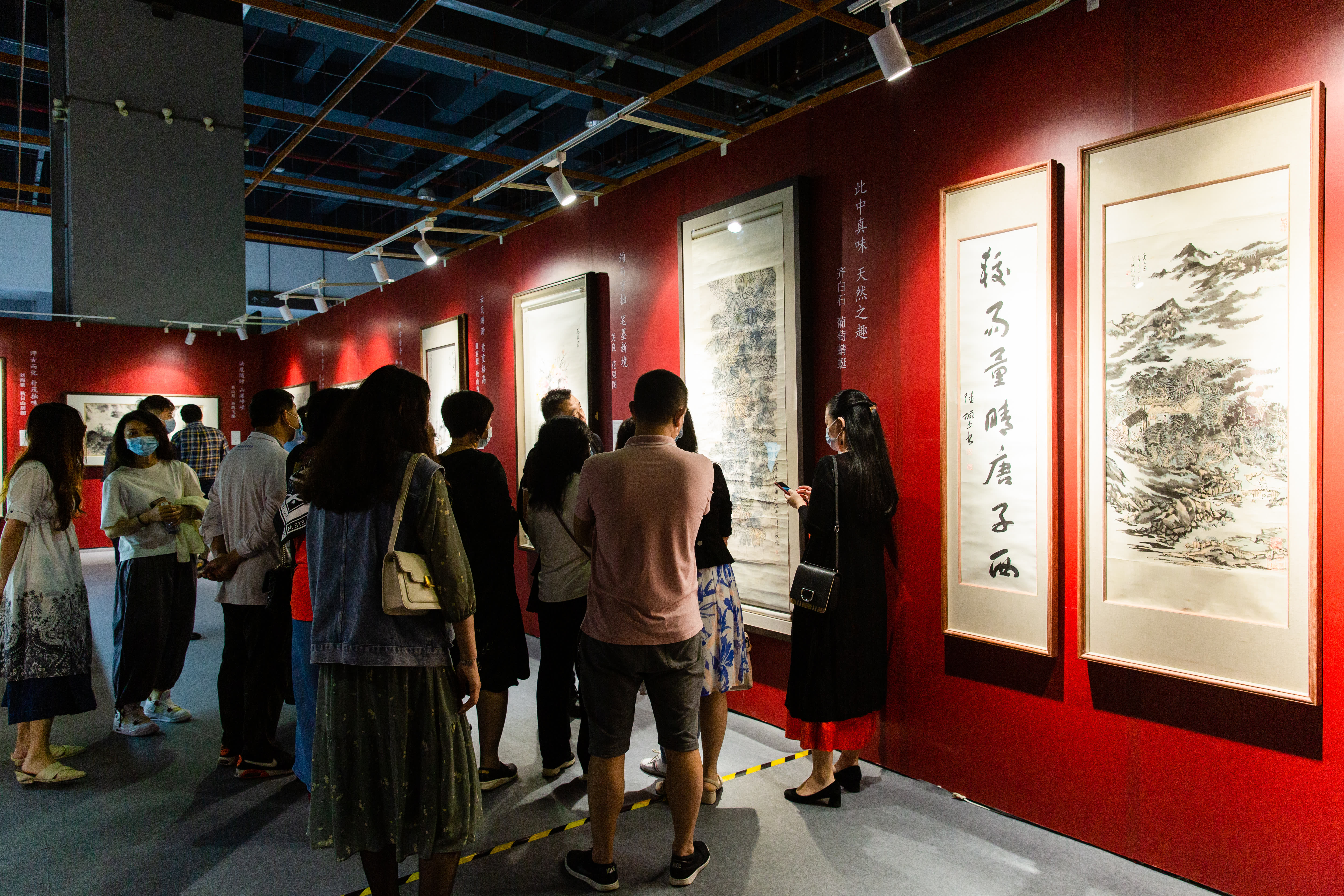 鍗庤壓鍥介檯鎷嶅崠鍏徃瀹樼綉,鍗庤壓鍥介檯鏄ユ媿浣滃搧娆ｈ祻