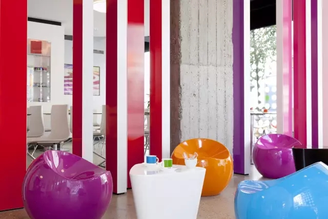 流行色的解释,潘通流行色是怎么确定的