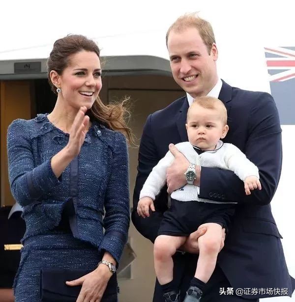 英国乔治小王子和女王,英国乔治小王子为什么不是继承人