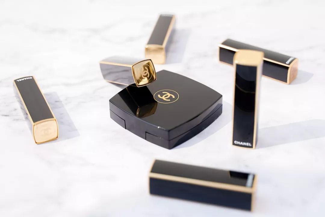 香奈儿真实身材,香奈儿真皮女包