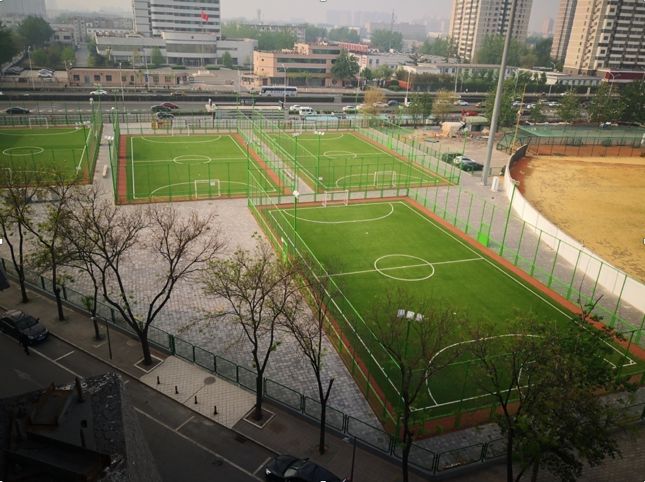 圆形笼式足球场地6米,笼式足球场地简介