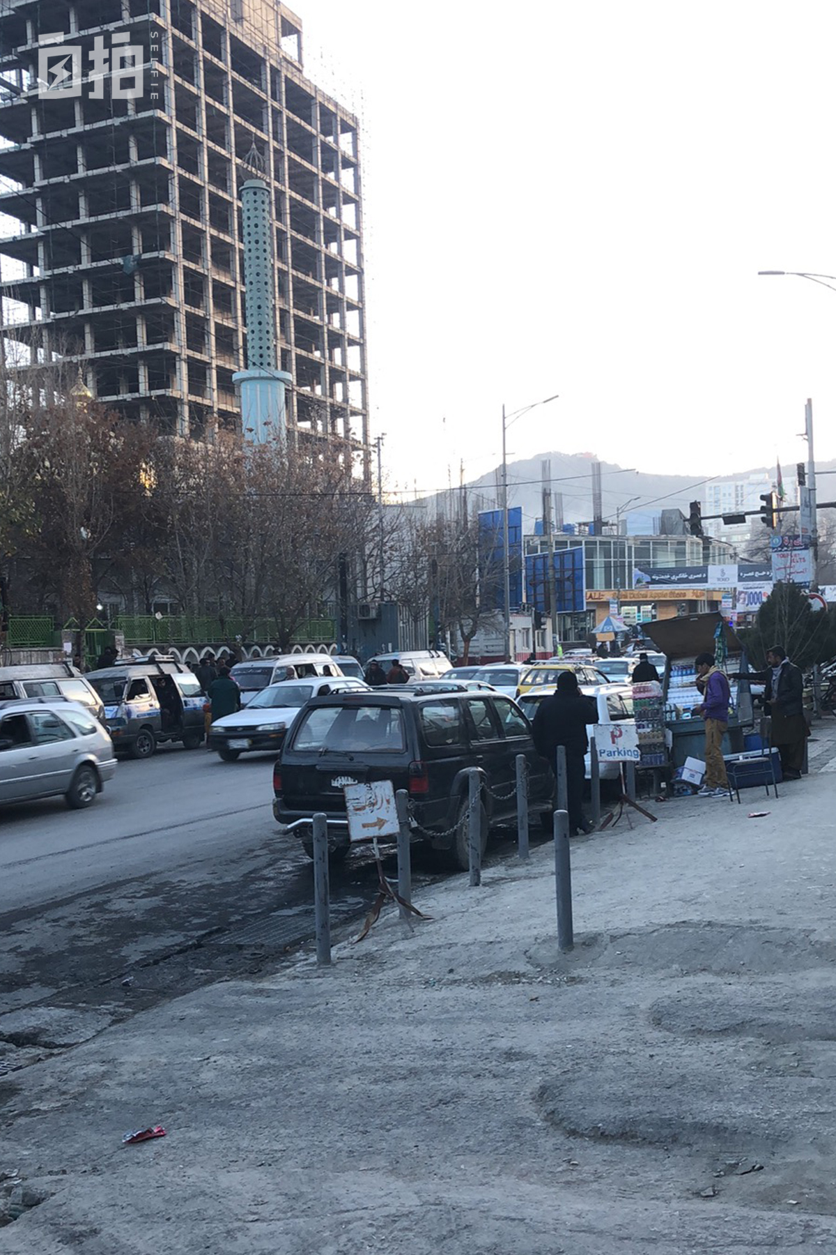 我,阿富汗的中国商人,习惯了枪声爆炸,打算把老婆孩子接来生活