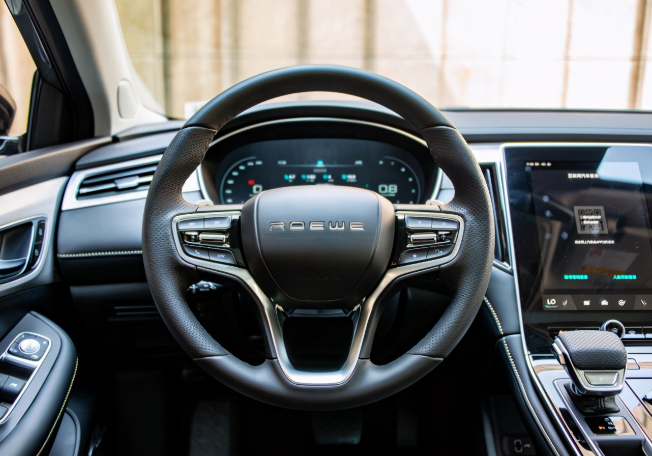 荣威i6max车哪款性价比最高,推荐爽酷智驾版荣威i6max购车指南