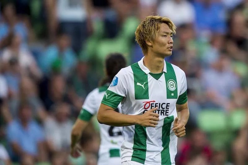 荷甲“日本德比”来袭，堂安律战旧主，小将防老大哥