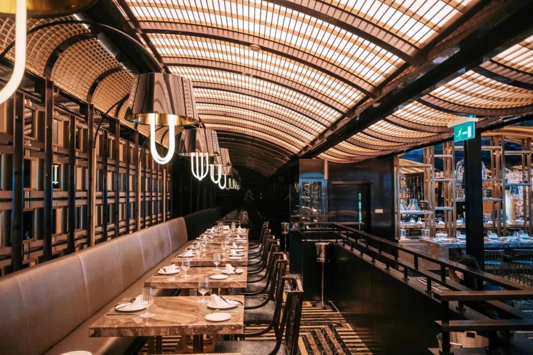 200元住总统套房,200块住酒店吃大餐