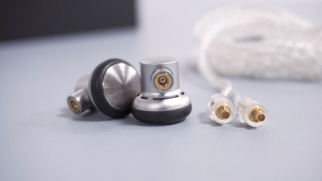 平头塞的通透好声，德*歌国**德MB500有线耳机开箱评测