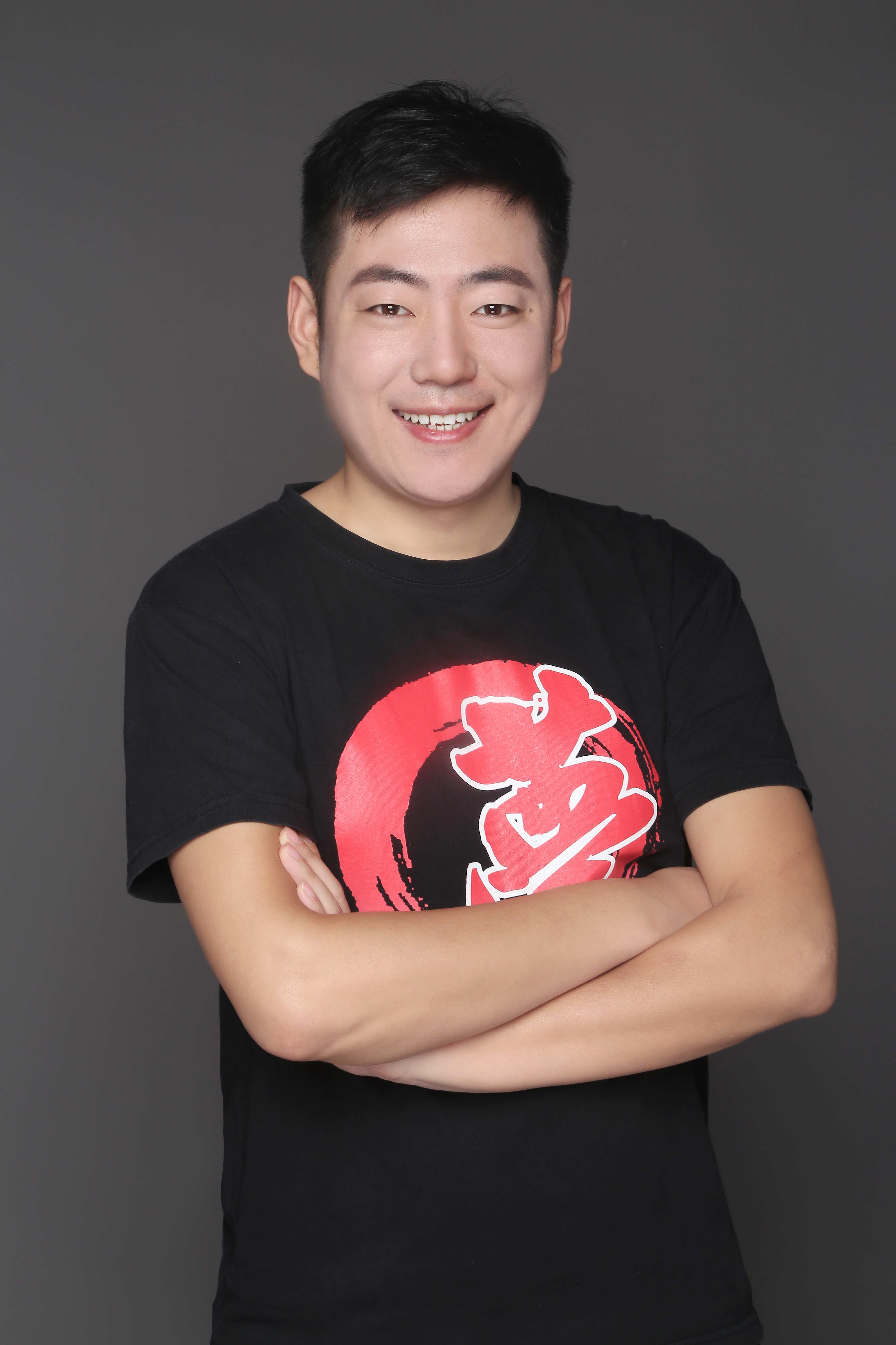 依于心忠于梦，做潍坊话剧事业的先行者——访潍坊创业大学2016级小微企业家学员张华