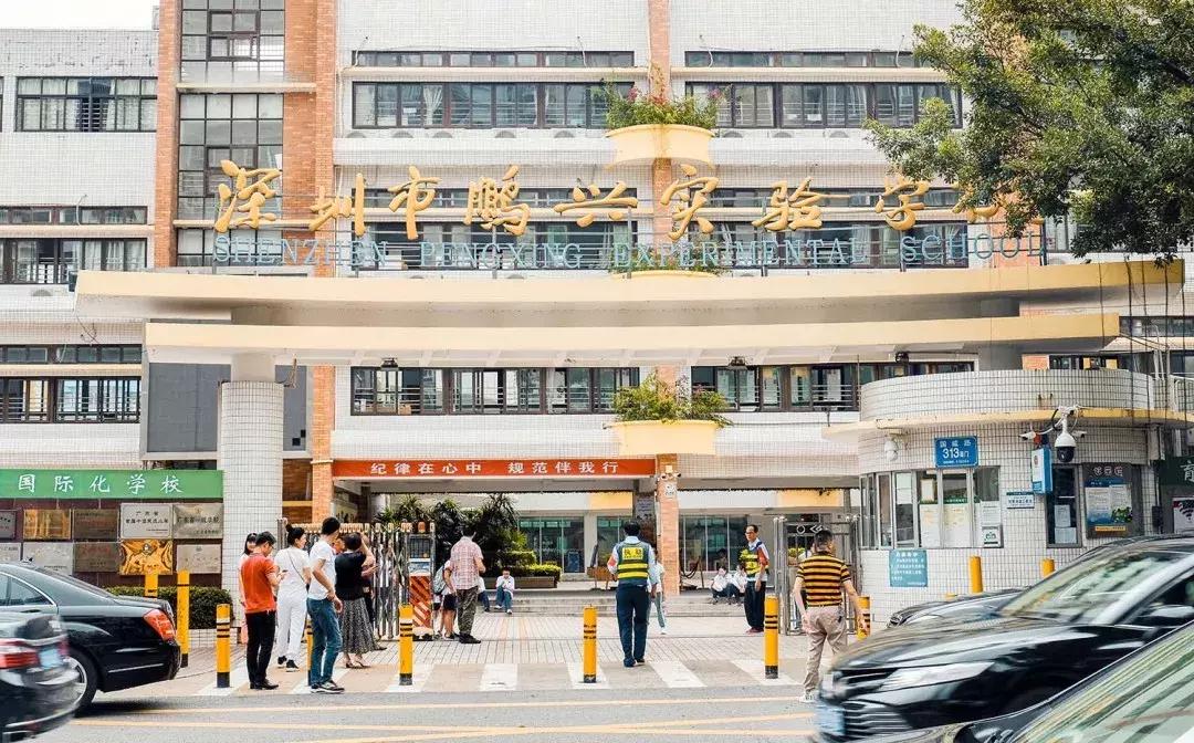 隐藏在梧桐山里的世外桃源,深山独门独户世外桃源