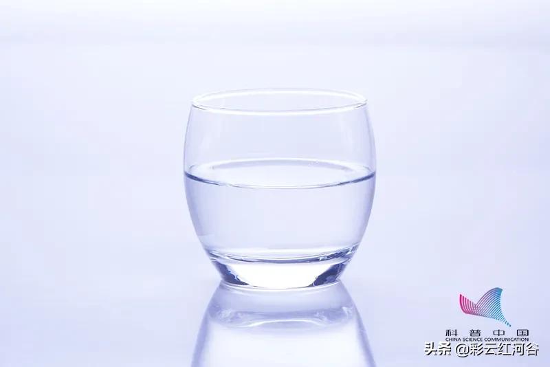 饮水机外壳里面脏了怎么清洗,饮水机长期不用清洗方法