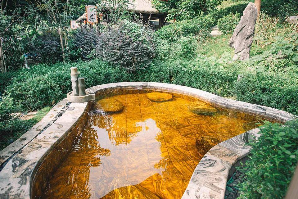 清远宝晶宫天鹅湖温泉酒店,清远顶级豪华酒店