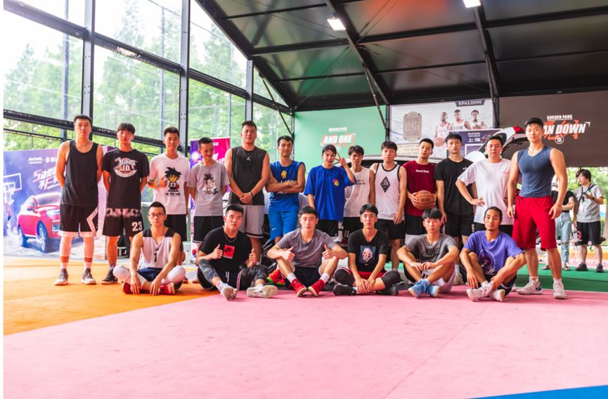 燃放激情哈弗F5虎扑路人王篮球挑战赛魔都开战