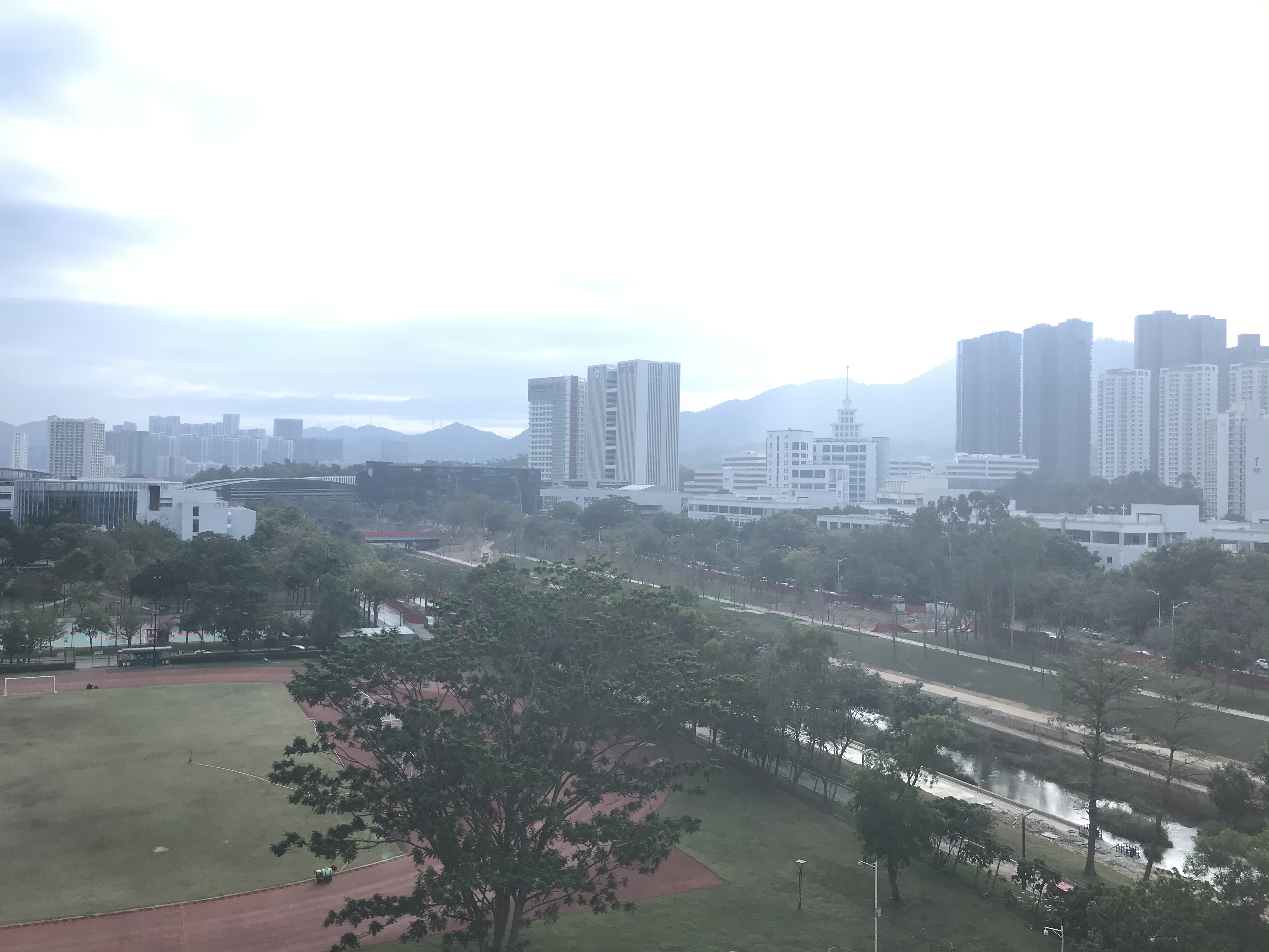 今年适合入手深圳的房子吗,深圳西丽小产权房推荐