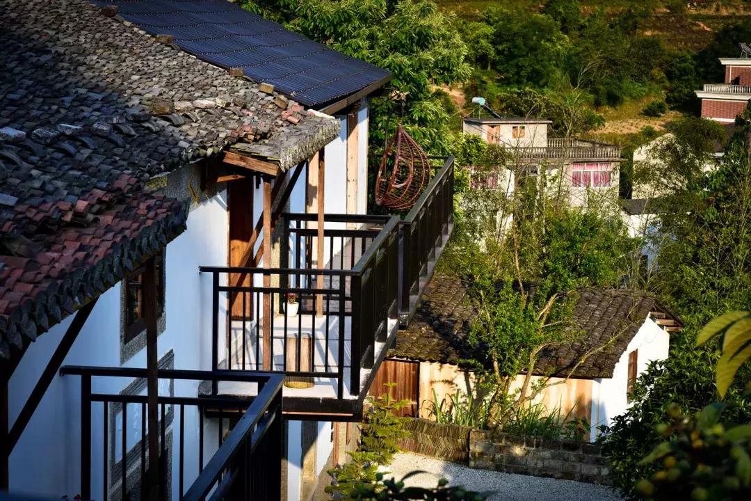 C位出道的千岛湖绝版亲水民宿！要把千岛湖最美的景装进房间……