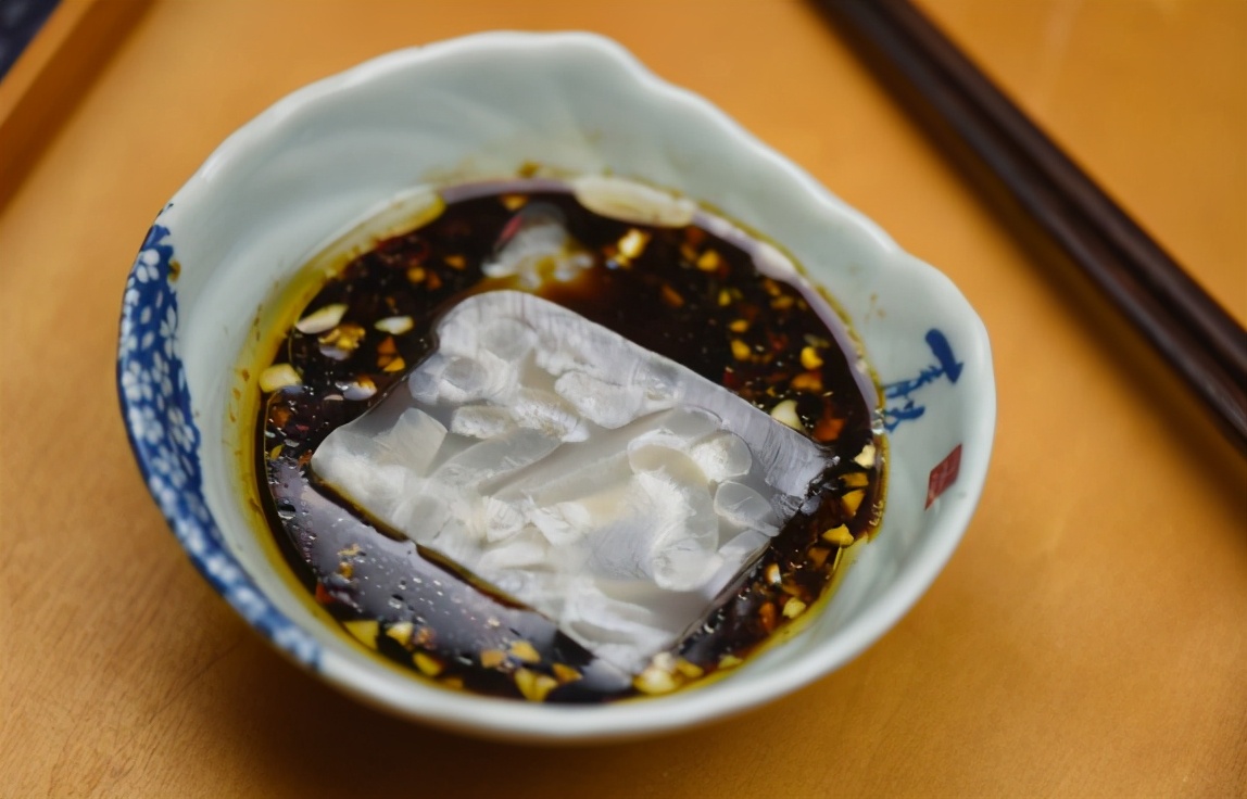 怎样做猪皮冻又好吃又嫩,做猪皮冻的正确做法