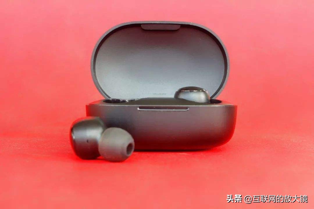 红米蓝牙耳机推荐评测最新款,低价小米蓝牙耳机9.9