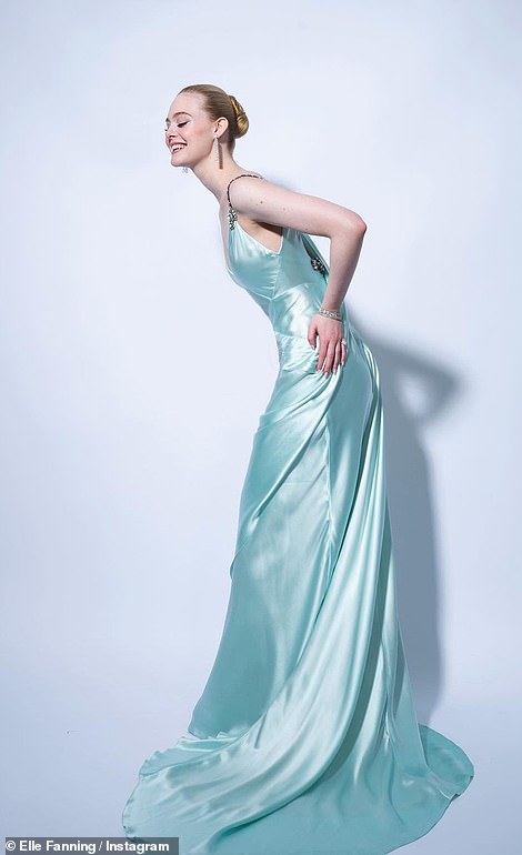 萨尔玛·海耶克、玛格特·罗比、蕾妮·齐薇格在金球奖上独领风骚