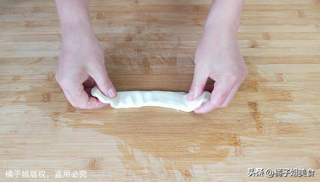 大厨教你一招做面条,半斤面粉面条怎么做有劲道