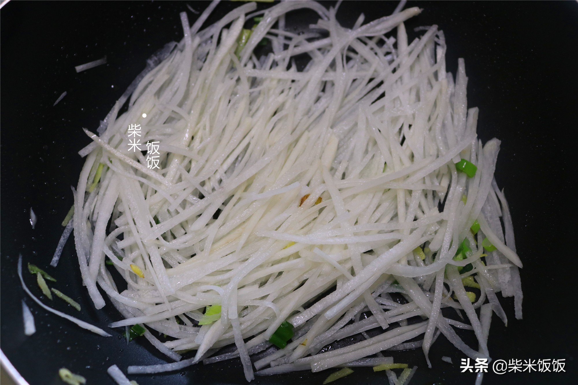 秋天白萝卜这样吃,秋天的萝卜食疗方法