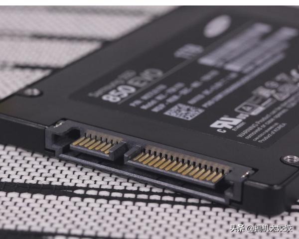 装c盘真的很卡吗,为什么c盘没有装东西会变多