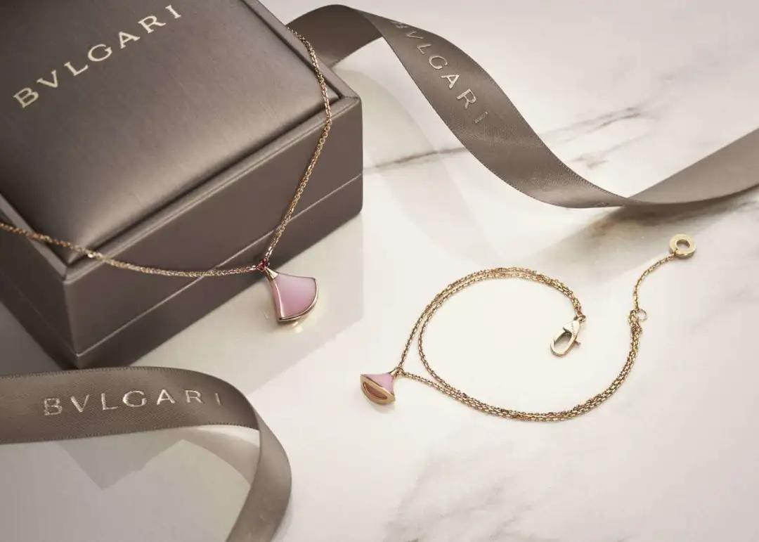 项链手链断了去哪里修,周大福手链断了免费维修吗