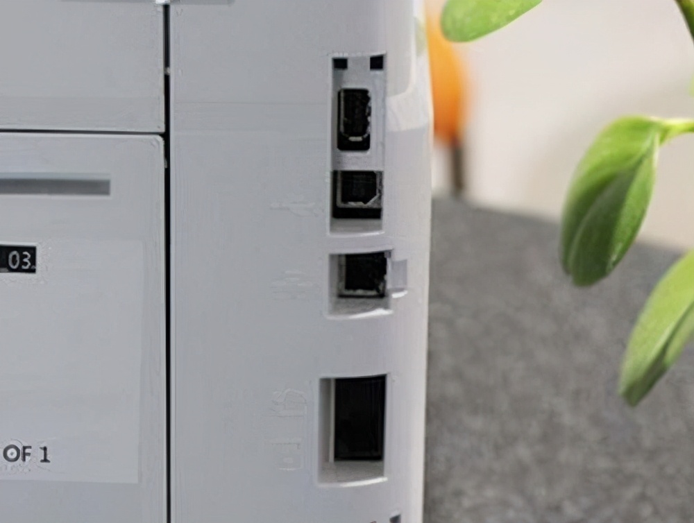 惠普mfp136nw打印复印扫描一体机,满足企业商务办公的需求