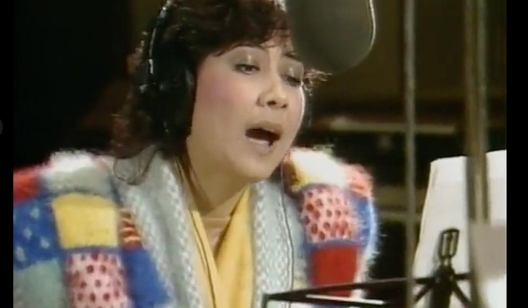 83年的电视剧射雕英雄传全剧,37版的射雕英雄传