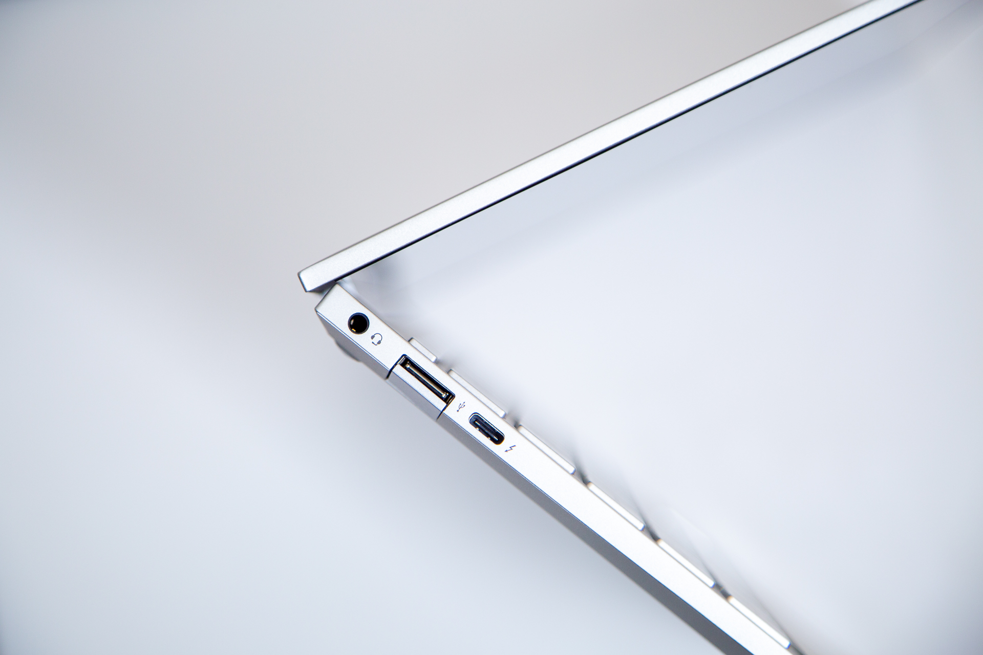 惠普envy13是采用什么架构,惠普envy13独显版值得买吗