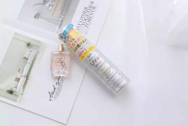 李佳琦吐槽防晒喷雾,李佳琦推荐防晒喷雾