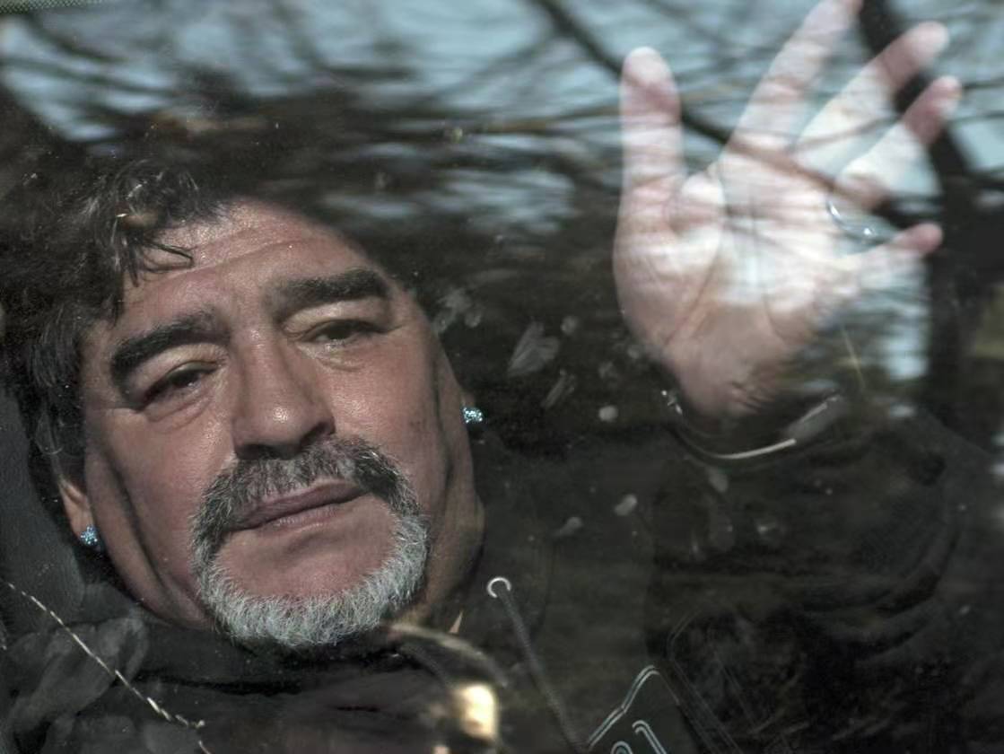 马拉多纳共产主义,马拉多纳人物故事