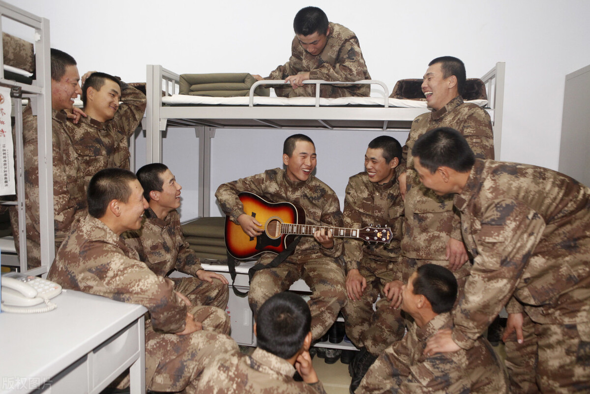 去部队当兵想留队的话选什么兵种,小李想当后卫