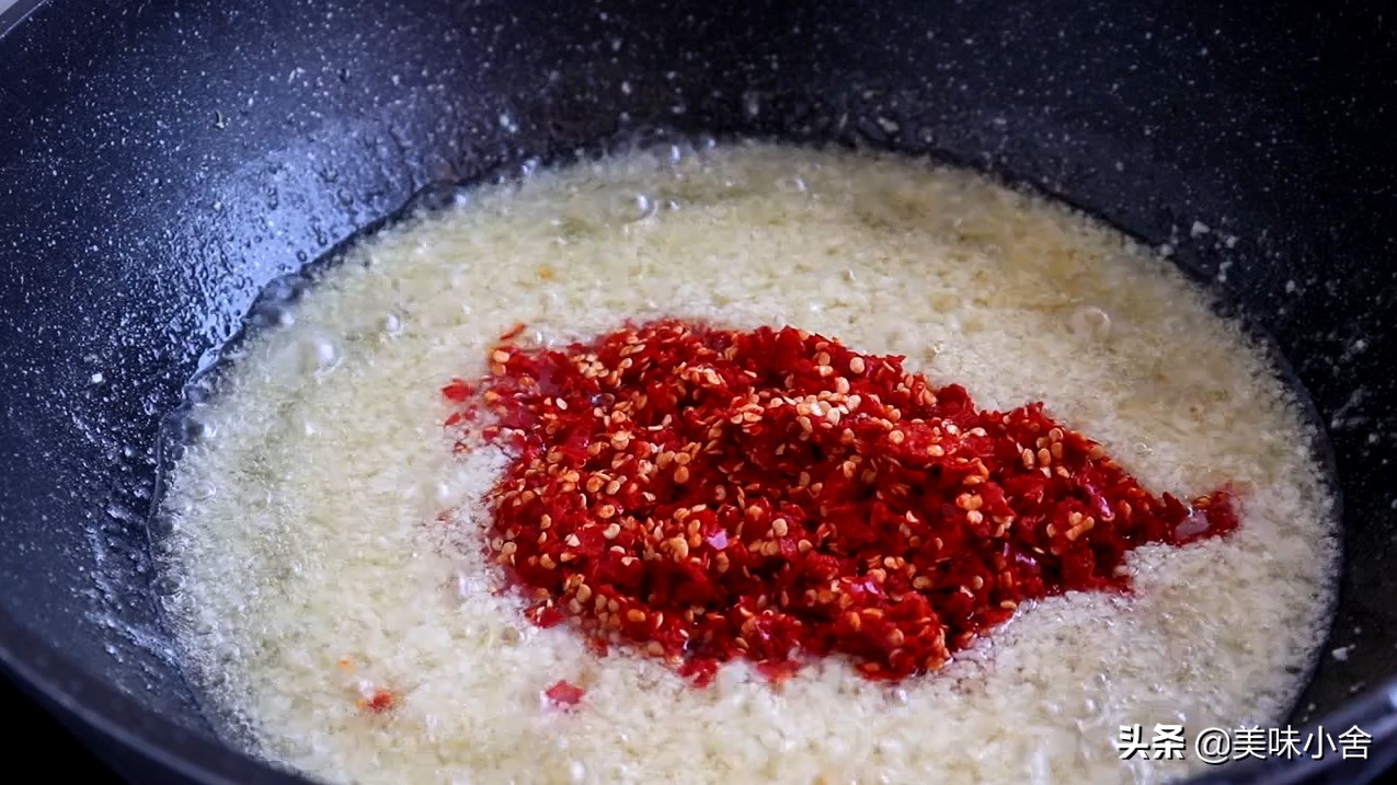 蒜香浓郁蒜蓉辣椒酱,蒜蓉辣椒酱蒜和辣椒的比例