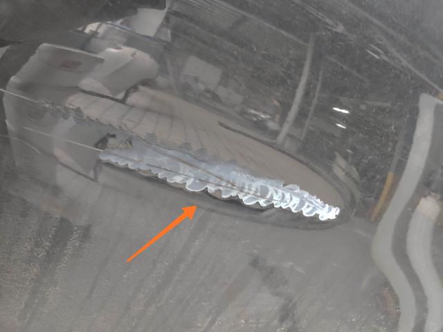 奥迪a6前脸刮擦修补多少钱,奥迪a6左车头擦了修理多少钱