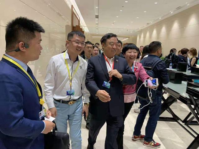 对话企业家直播访谈共谋发展,聚融集团董事长杜义恩