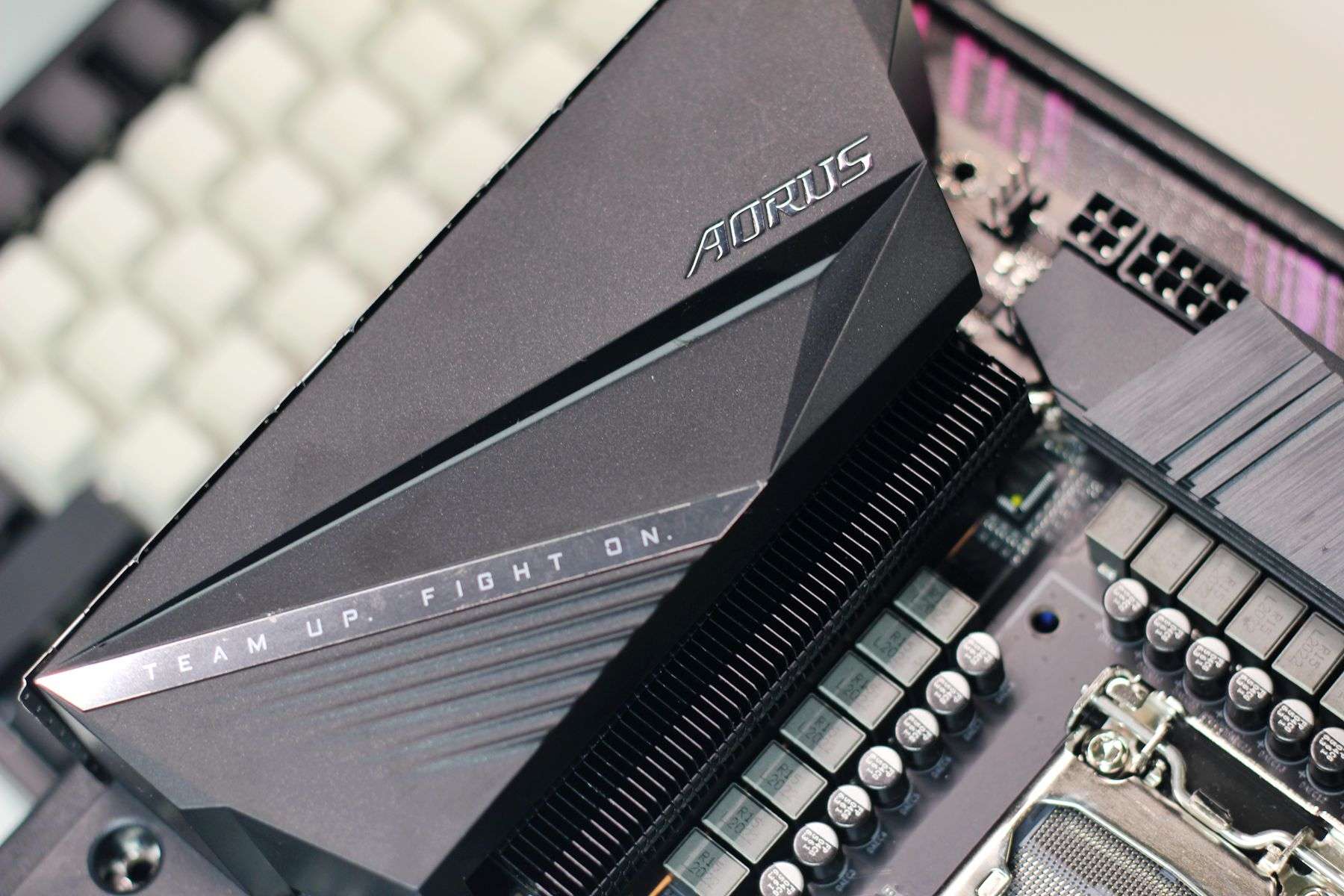 技嘉z590小雕pro评测,技嘉z590丐版评测