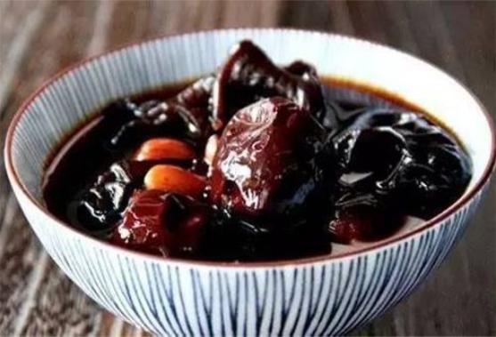 爱美的女士脸上有斑,爱美的女孩怎么祛斑