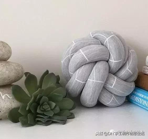 旧床单改椅子坐垫,床单自己做坐垫教程最简单