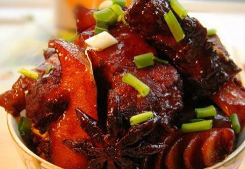 竹笋烧肉怎么烧好吃要不要焯水,竹笋烧肉最正宗的做法