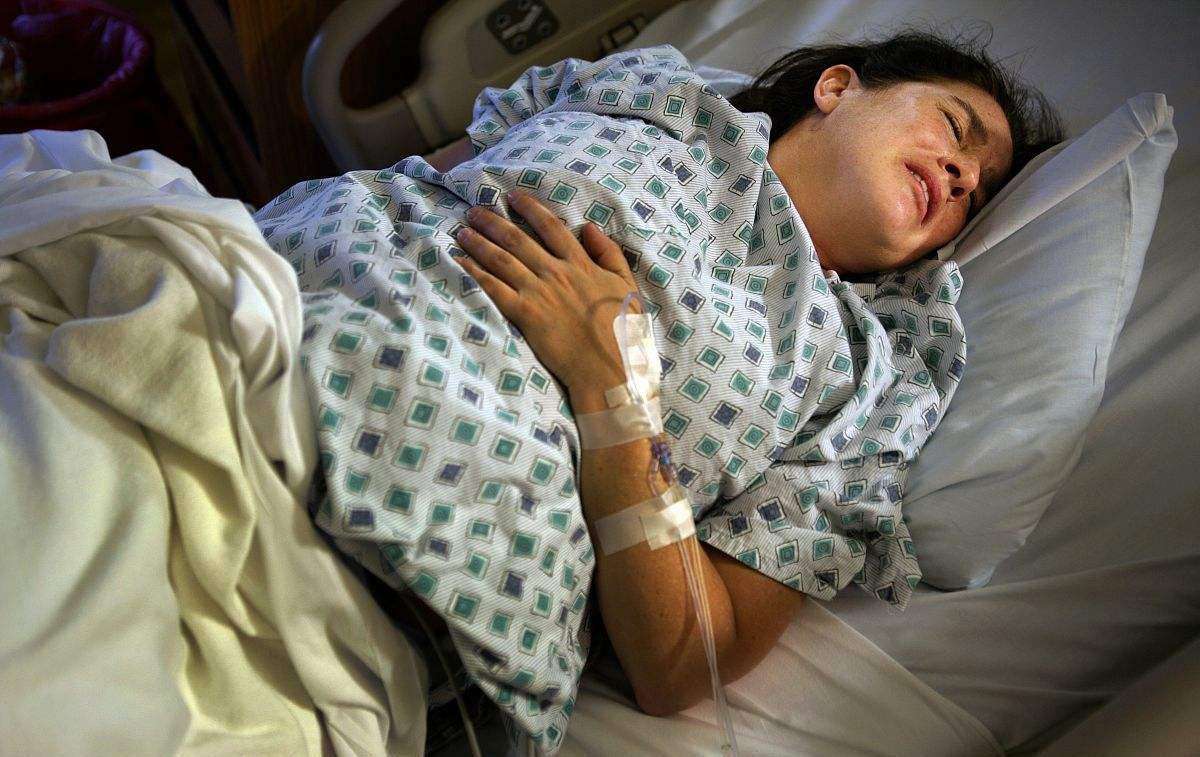 顺产怎样避免侧切,顺产产妇如果不排尿怎么办