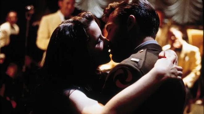 历史全球前十票房电影,全球票房榜第一的战争片