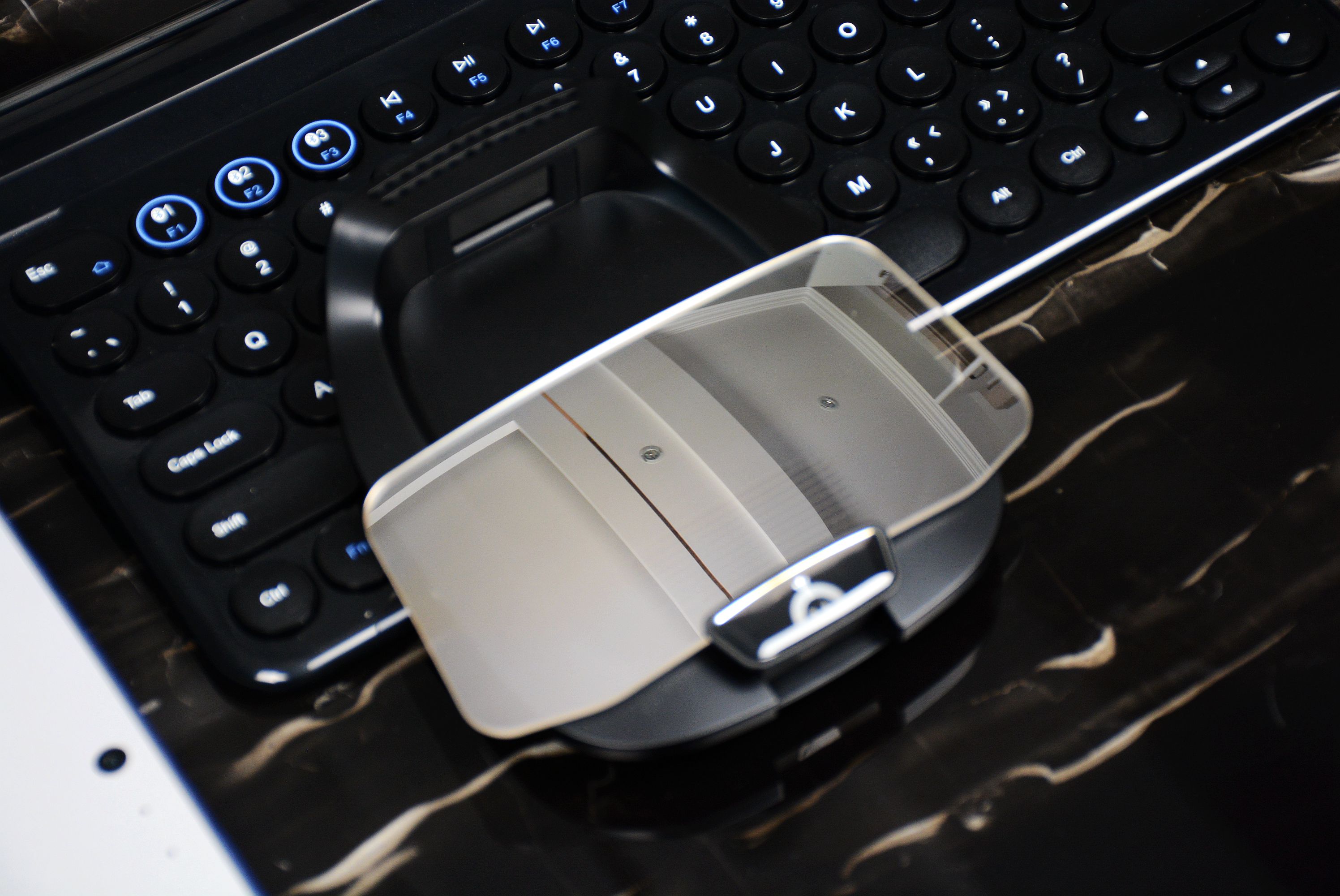 车萝卜hud蓝牙版与智炫版区别,车萝卜hud蓝牙版全面评测