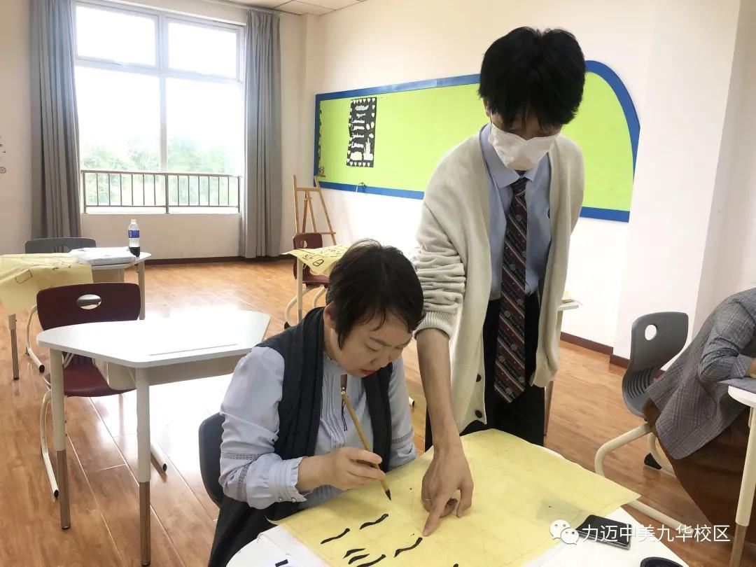 美国高中学校社团活动,美国高中生社团活动