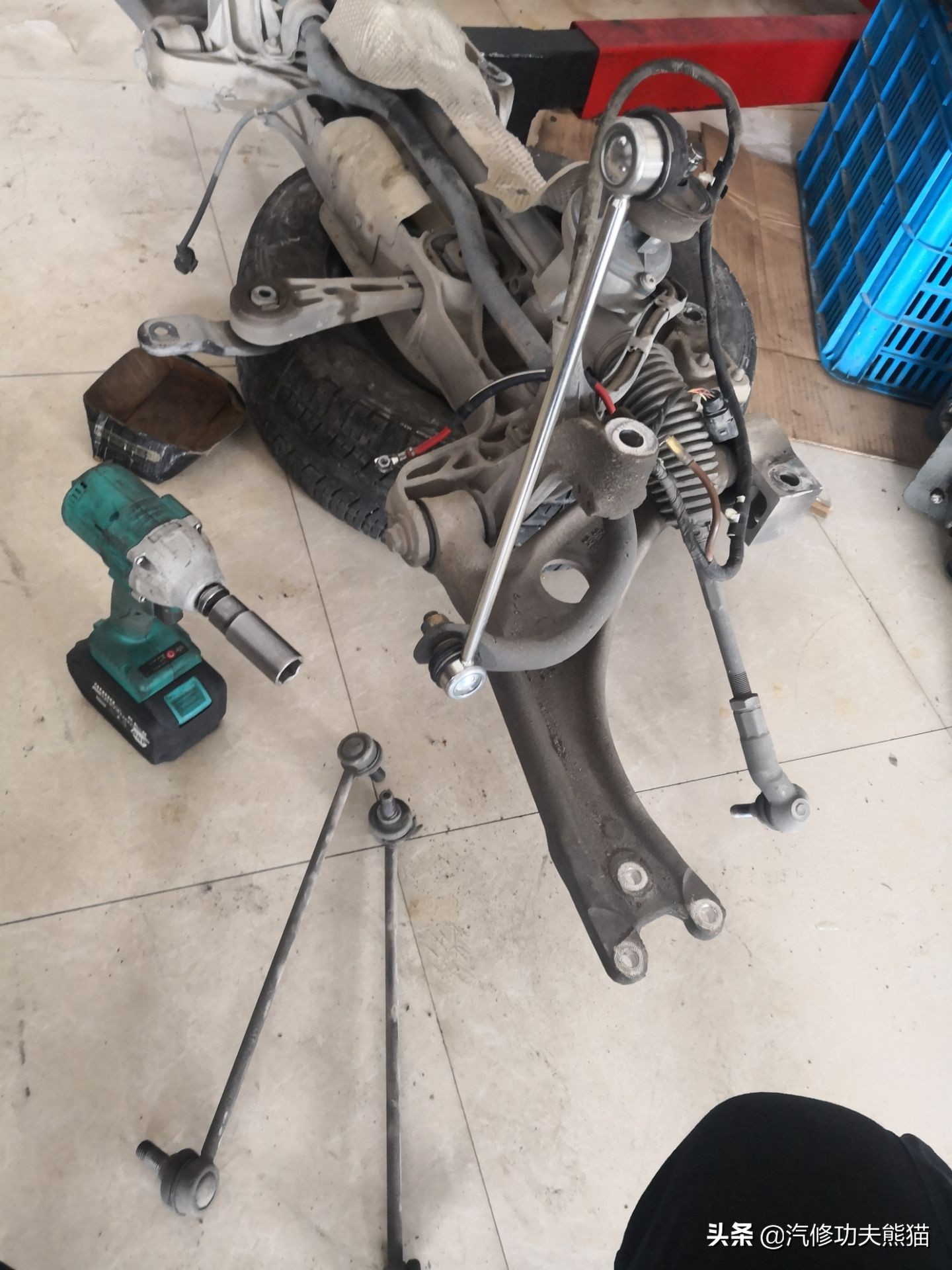 百年大众汽车品牌毁于烧机油?烧机油并非绝症,看看这台进口夏朗