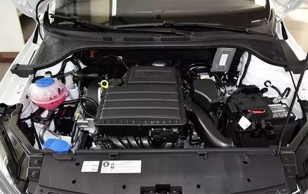 桑塔纳手动挡风尚版提车,大众1.6手动挡桑塔纳多少钱