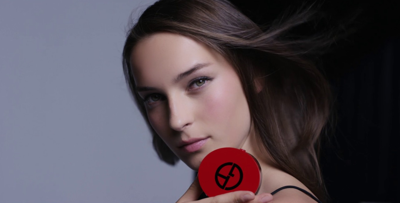 新款阿玛尼红气垫适合什么皮肤,阿玛尼红气垫推荐色号