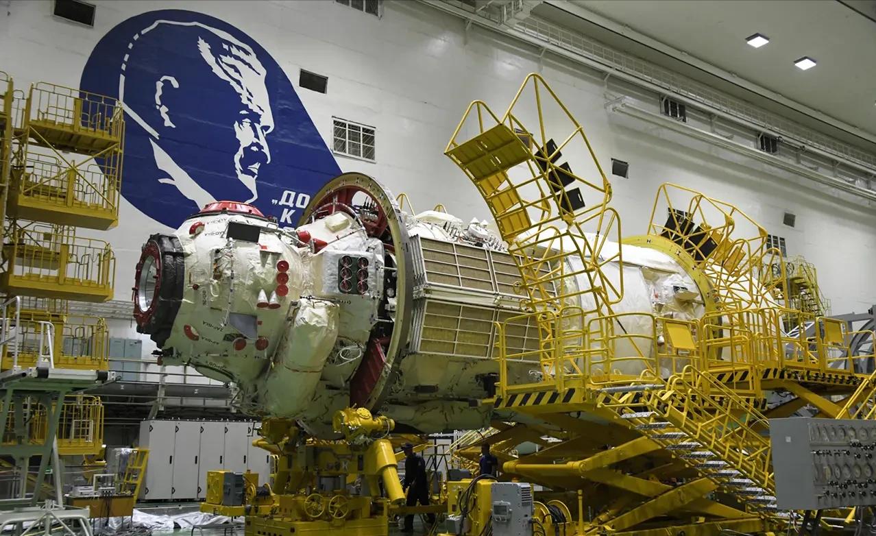 装完后发现多了两个螺丝钉,装完电脑发现多了个零件