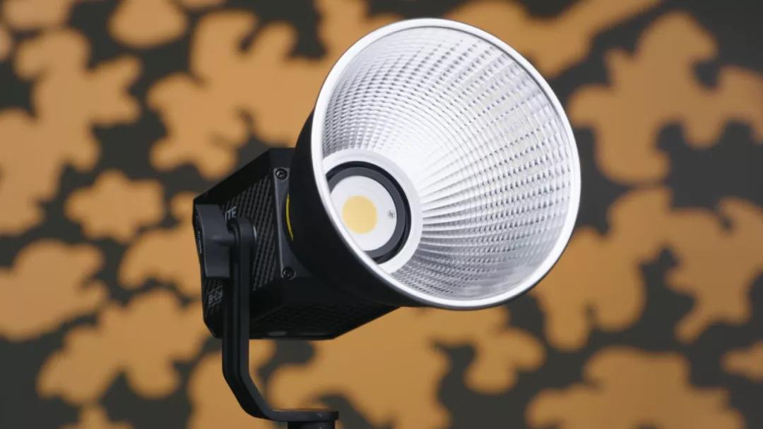 打灯7成在于控?谈谈LED灯的控光附件影视灯光科普专题(2)